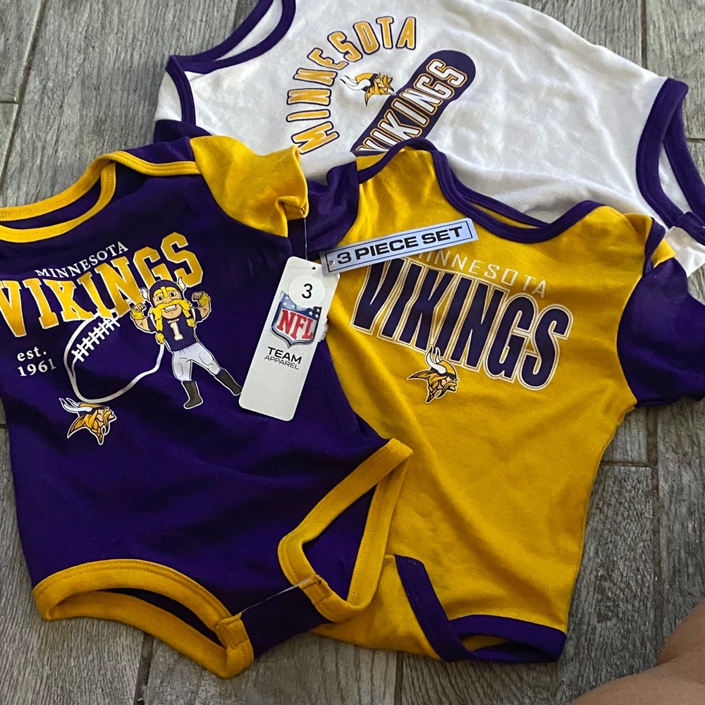 NFL Minnesota Vikings Kids Graphic Tee - Purple & Gold C347